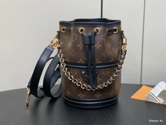 VUITTON Canoe LOUIS Bag-14*20.5*14CM New 0726